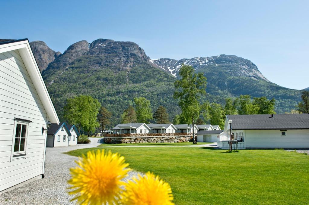 Отель Kinsarvik Camping Номер фото